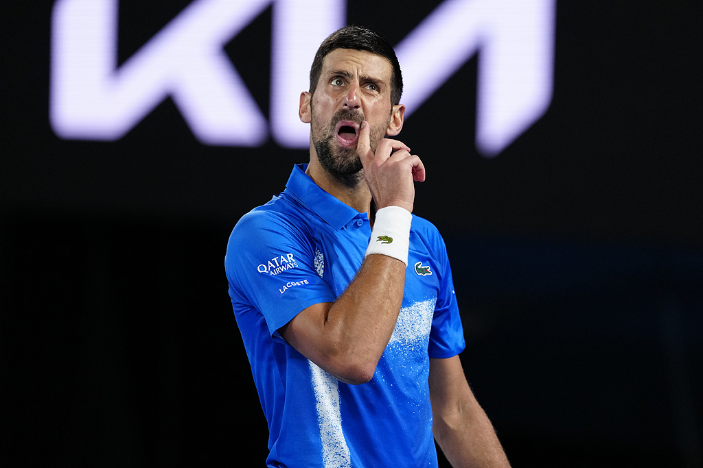 德约科维奇回归赛场，连败首场状态亮眼，日本队观众沸腾！的简单介绍